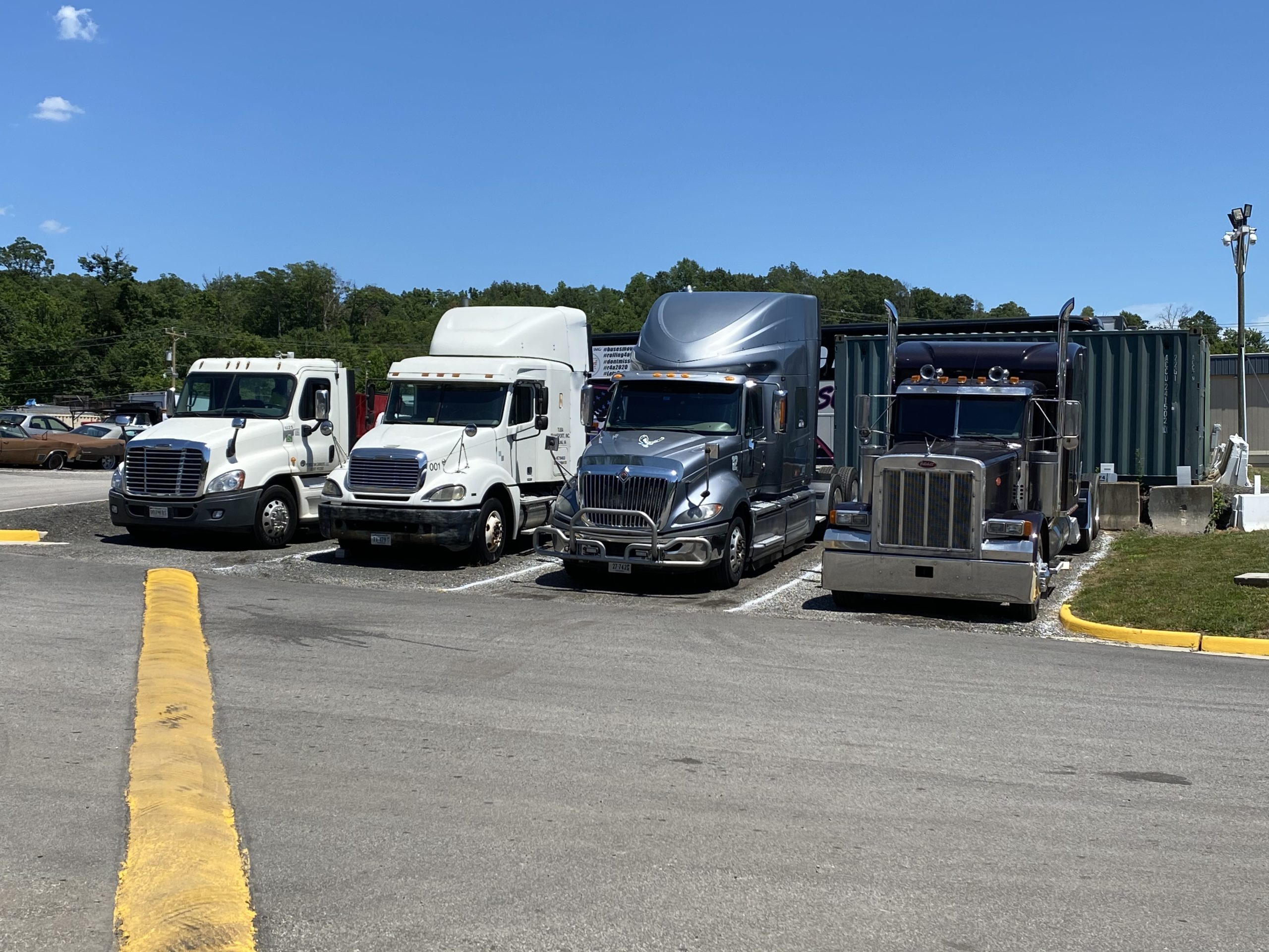 Truck Parking & Trailer Parking Lots